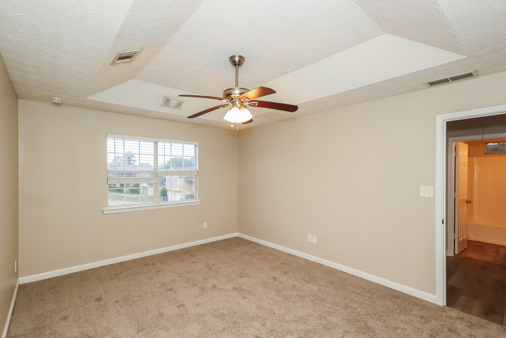 Building Photo - 5599 Rock Shoals Way