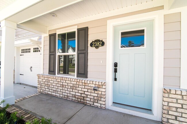 Building Photo - 2382 Elowen Ln