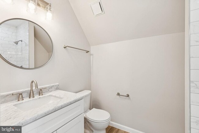 Building Photo - 11 Lexington Ave