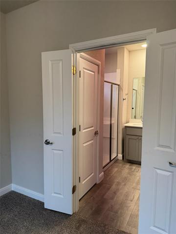 Building Photo - 848 Finchley Dr