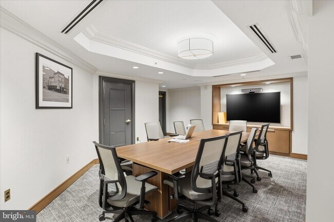 Building Photo - 631 D St NW