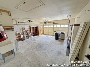 Building Photo - 16918 Summer Creek Dr