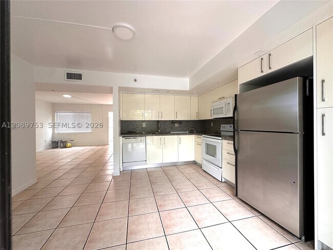 Building Photo - 8700 SW 133rd Ave