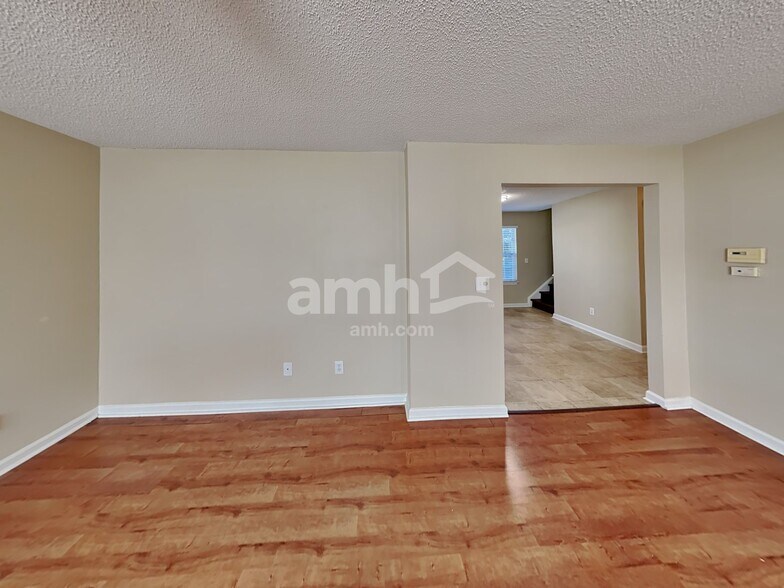 Building Photo - 3826 Tidewater Way NW