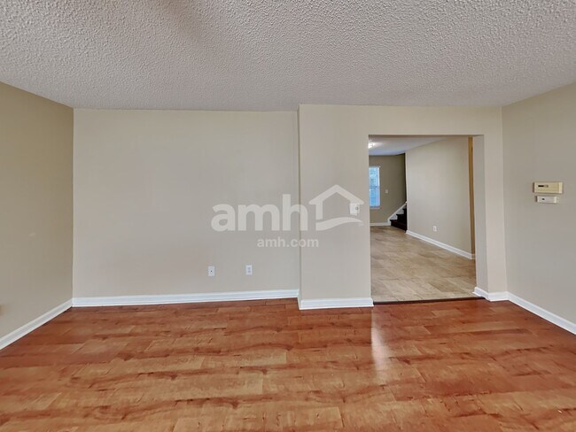 Building Photo - 3826 Tidewater Way NW