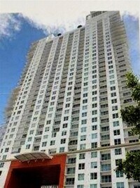 Building Photo - 133 NE 2nd Ave