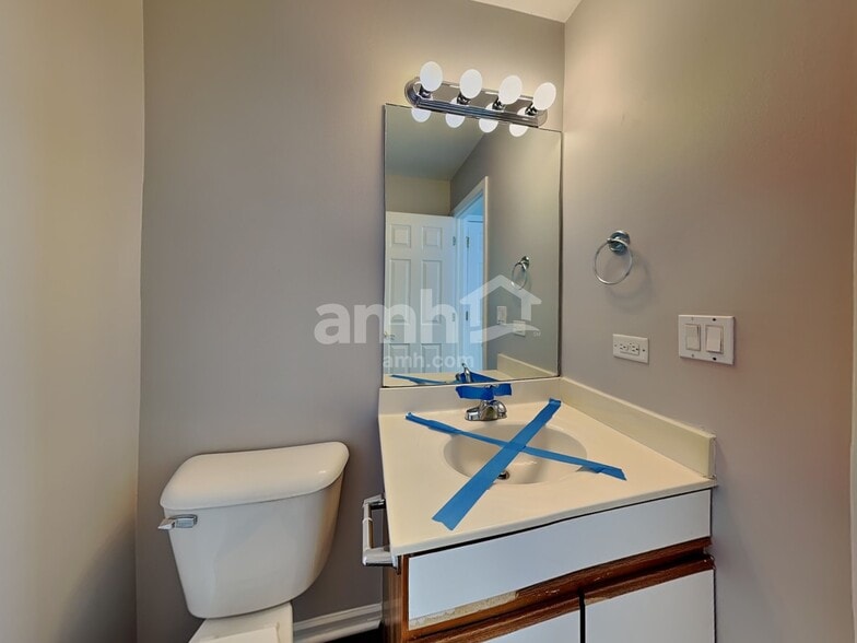 Building Photo - 301 Harvest Gate