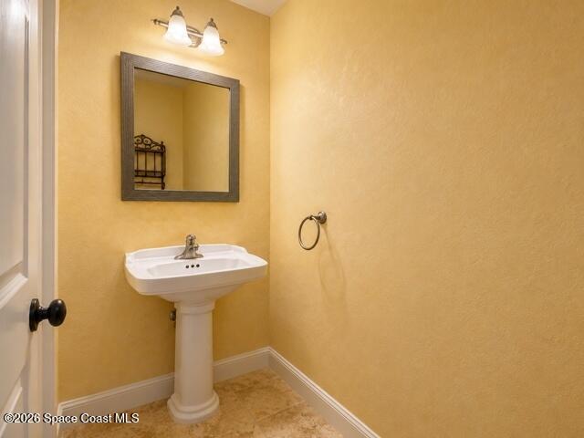 Building Photo - 760 Wintergreen Ln