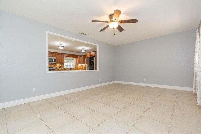 Building Photo - 6710 Mornay Cir