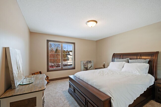 Building Photo - Executive-Level Rental Offering in SW Woodbury — Space, Privacy & High-End Finishes