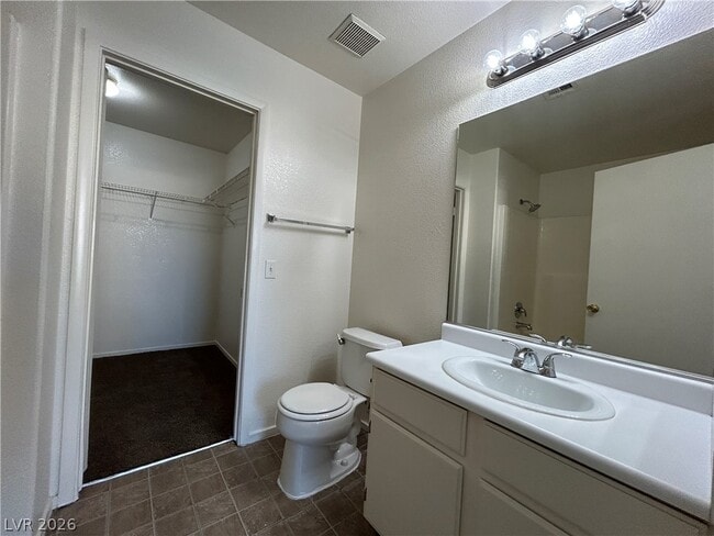 Building Photo - 5532 La Pelusa St