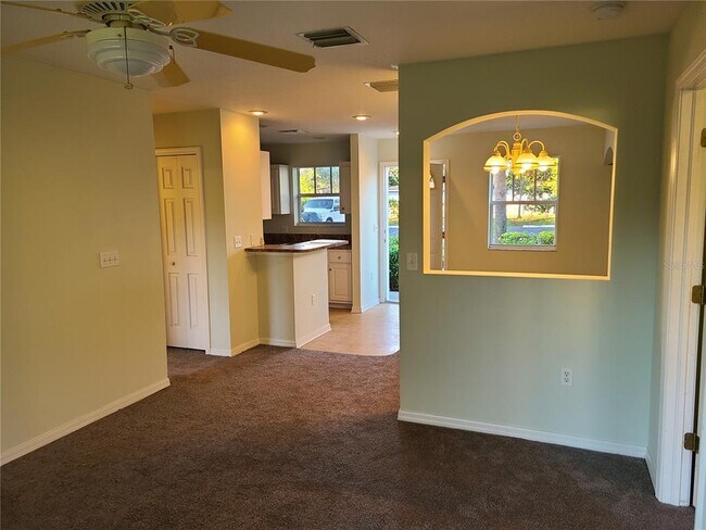 Building Photo - 6750 Moonglow Dr