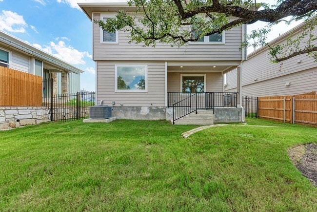 Building Photo - 2120 Ettalee Ct