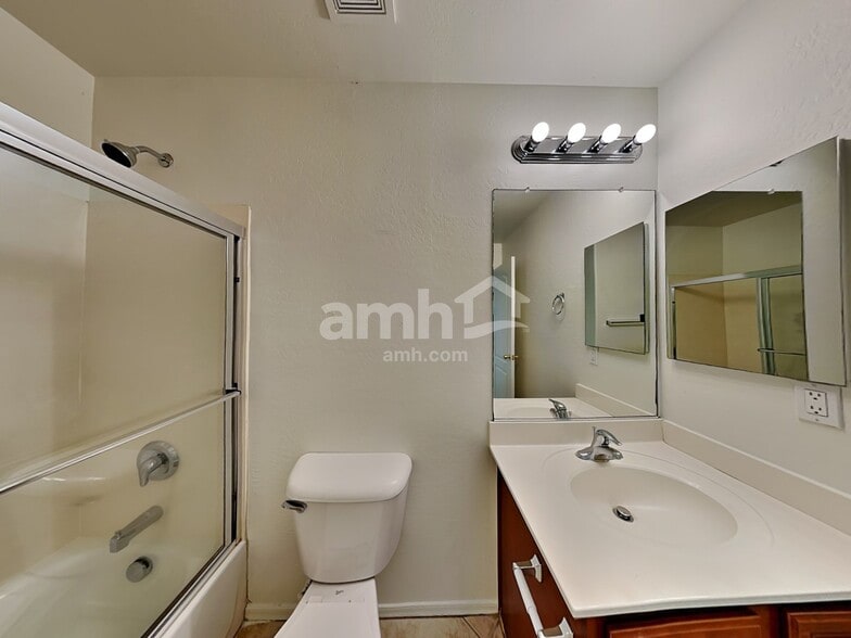 Building Photo - 7225 W Williams St