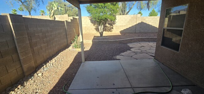 Building Photo - 3448 S Chaparral Rd
