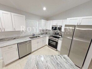 Building Photo - Newly Renovated 3BR/2BTH - 12 Merry Months with No Surprises! - Apply by 12/31 for $500 Off Your ...