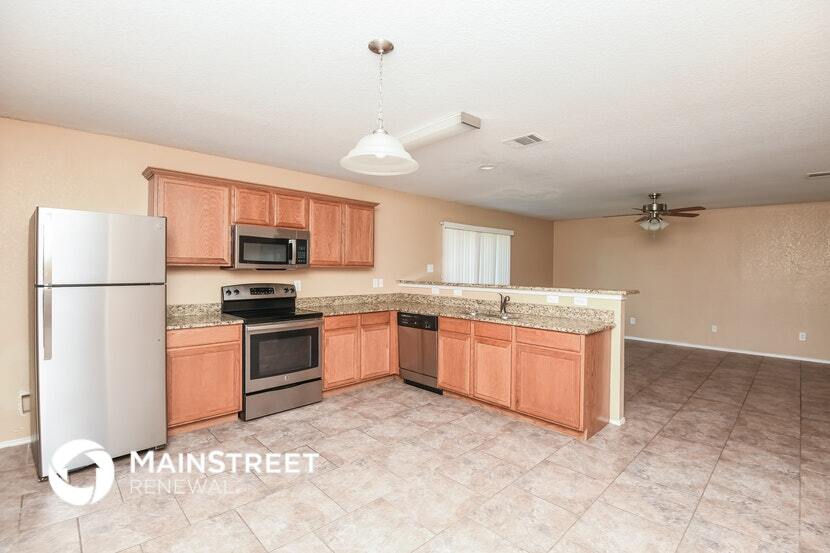 Building Photo - 1701 Vineridge Ln