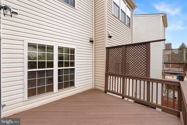 Building Photo - 13584 Cedar Run Ln