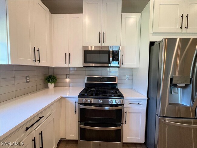 Building Photo - 8021 Calle Canovas Ct