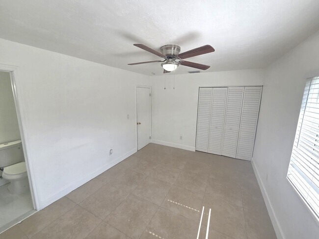 Building Photo - 19356 SW 103rd Ct