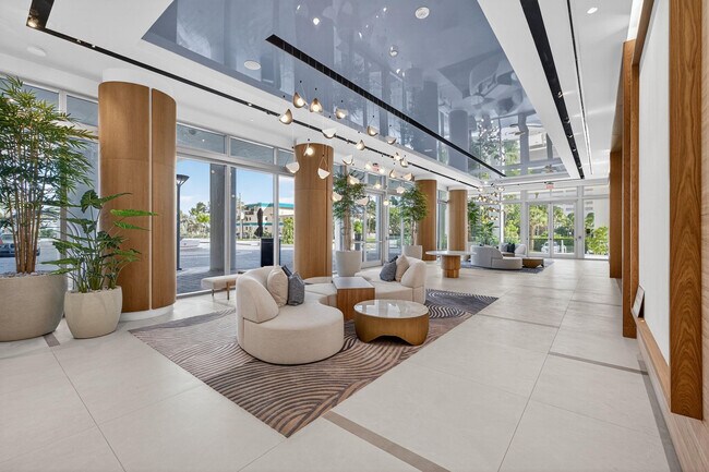 Building Photo - 153 N Seabreeze Blvd