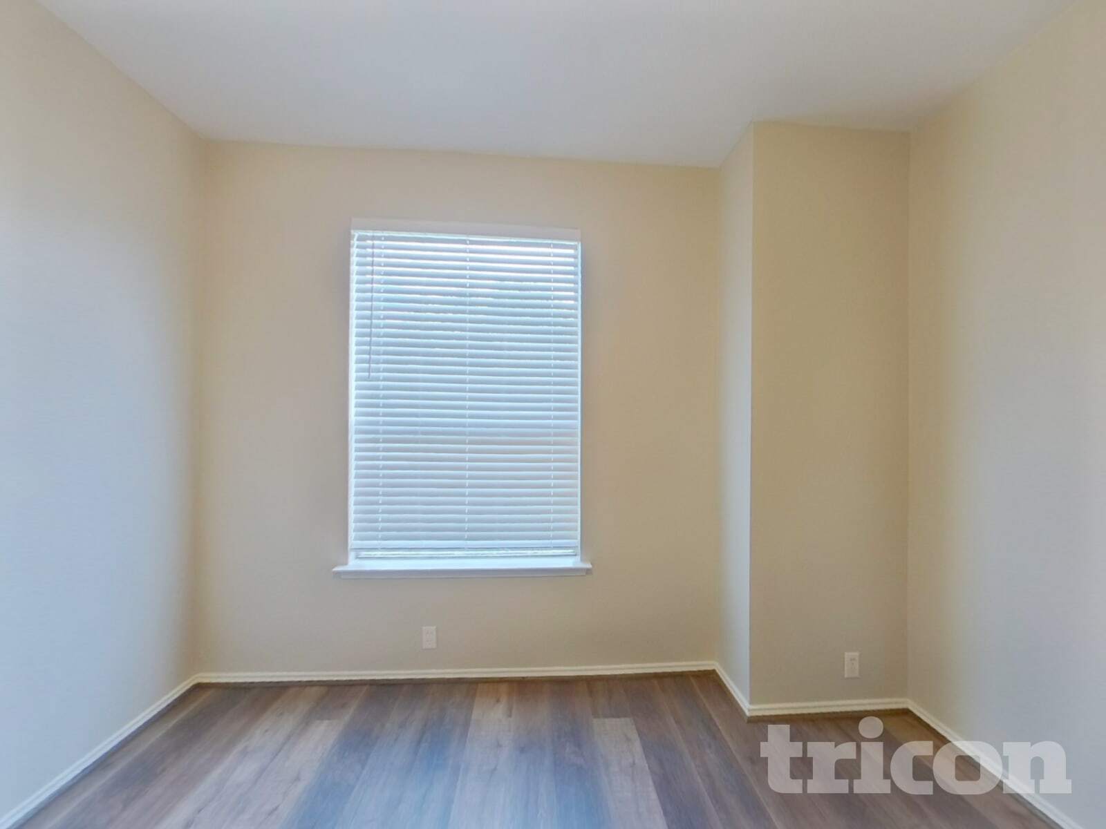 Building Photo - 4504 Vista Meadows Dr