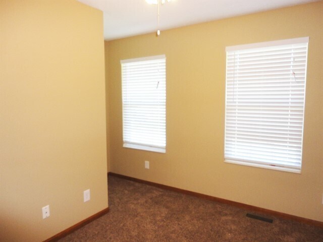 Building Photo - 3736 Maplebrooke Ln