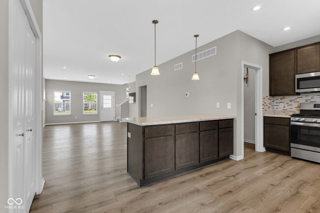 Building Photo - 3516 Thomas Jefferson St