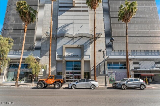 Building Photo - 200 Hoover Ave