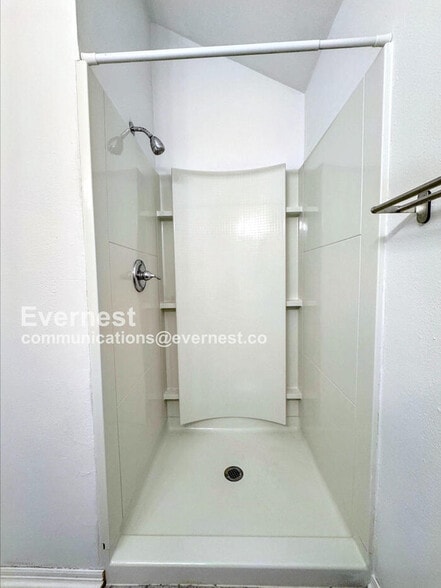 Building Photo - 9694 W Chatfield Ave