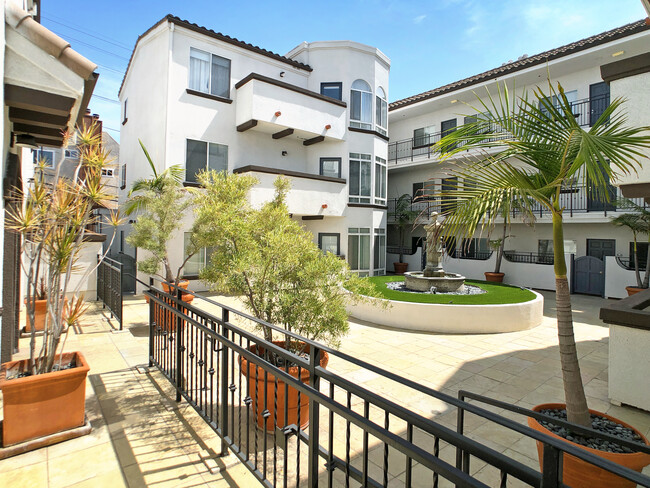 Courtyard View - 10560 Santa Monica Blvd