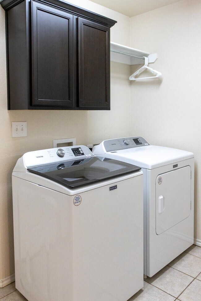 Building Photo - 5725 110th St