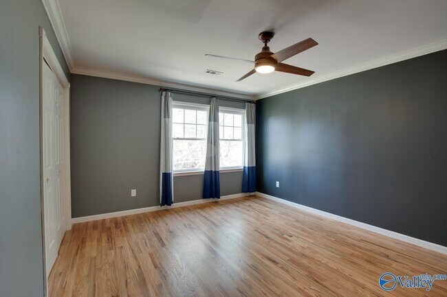 Building Photo - 501 Brenda Dr