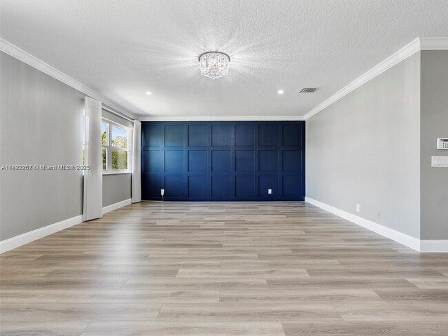 Building Photo - 1175 Peregrine Way