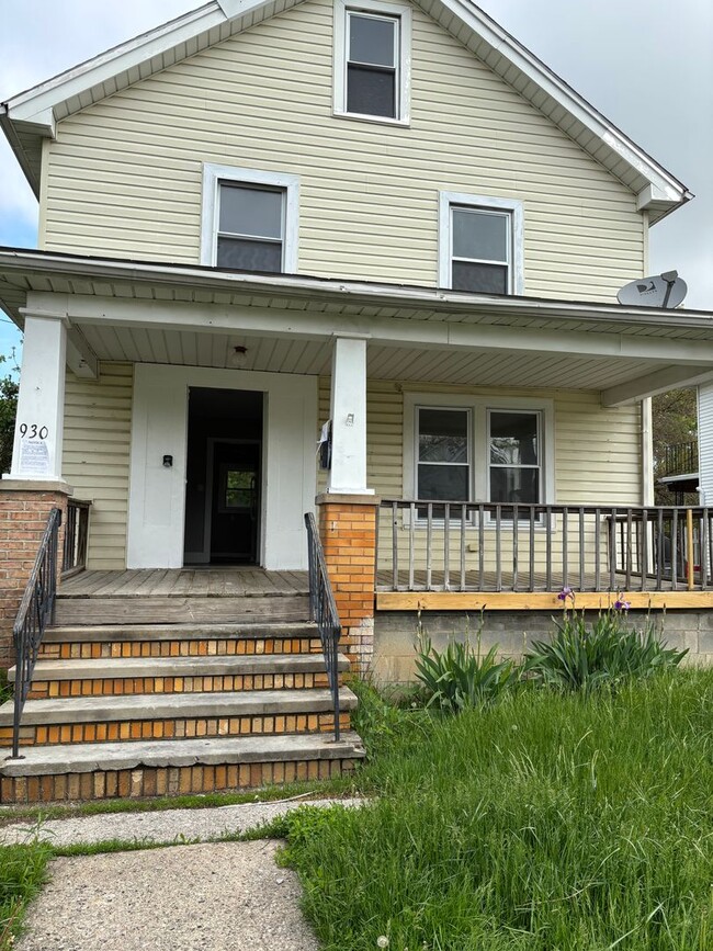 Primary Photo - SECTION 8 & EDEN Accepted!! Newly Renovate...