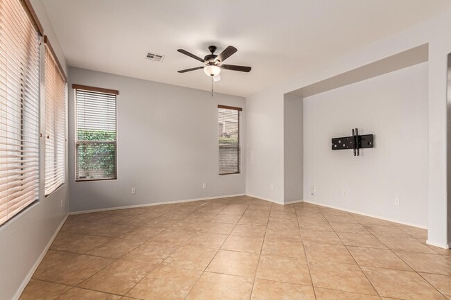 Building Photo - 2626 W Florentine Rd