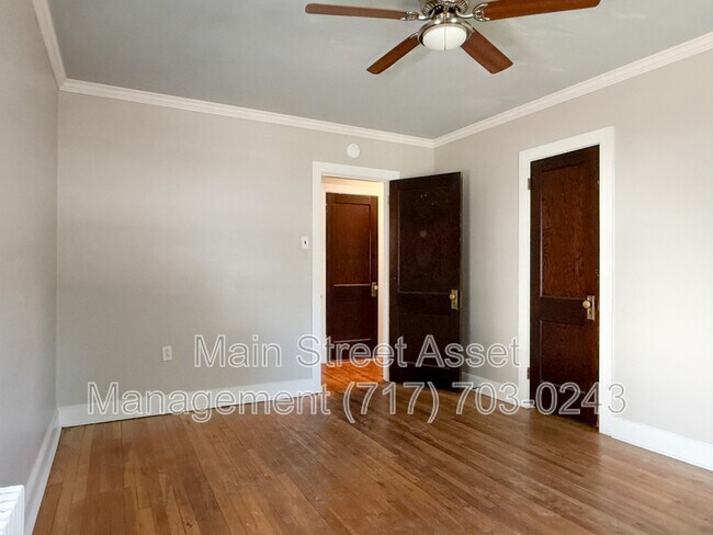 Building Photo - 139 S 29th St