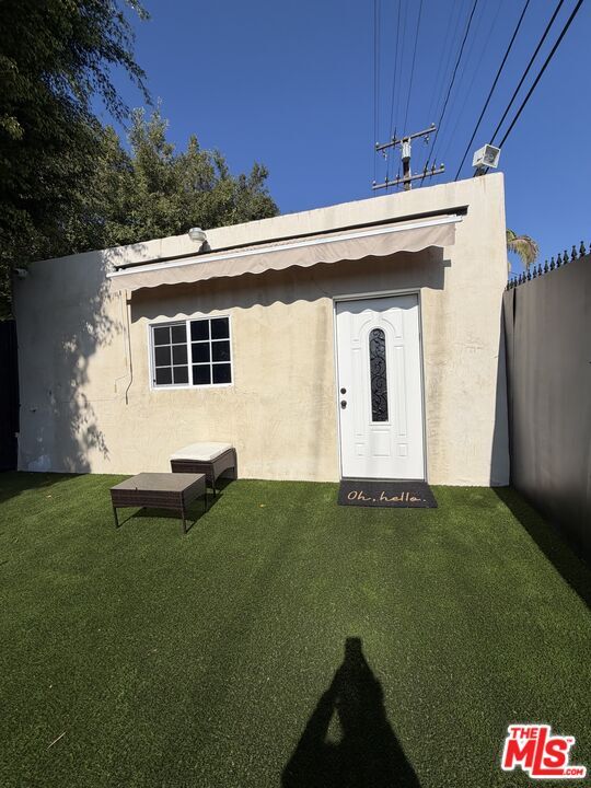 Building Photo - 602-6025 N Maple Dr