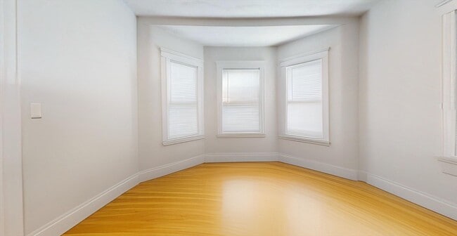 Building Photo - 34 Saranac St