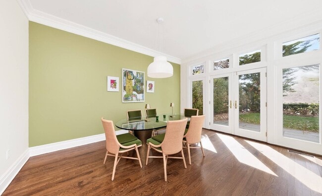 Building Photo - 97 Coopers Farm Rd