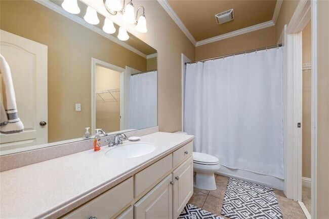 Building Photo - 2361 Legacy Maple Dr