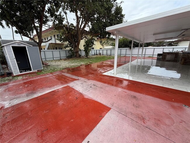 Building Photo - 7950 NW 10th St