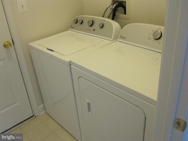 Building Photo - 8129 Mississippi Rd