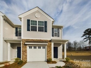 Building Photo - 8021 Murray Br Dr