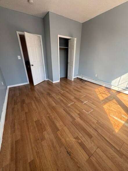 Building Photo - 27 Edgewood St