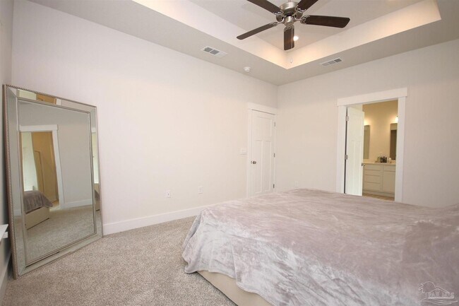 Building Photo - 5875 Sargassum Ln