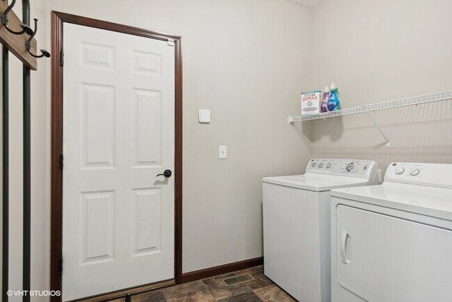 Laundry Room with Washer/Dryer - 4505 Yellowstone Ln N