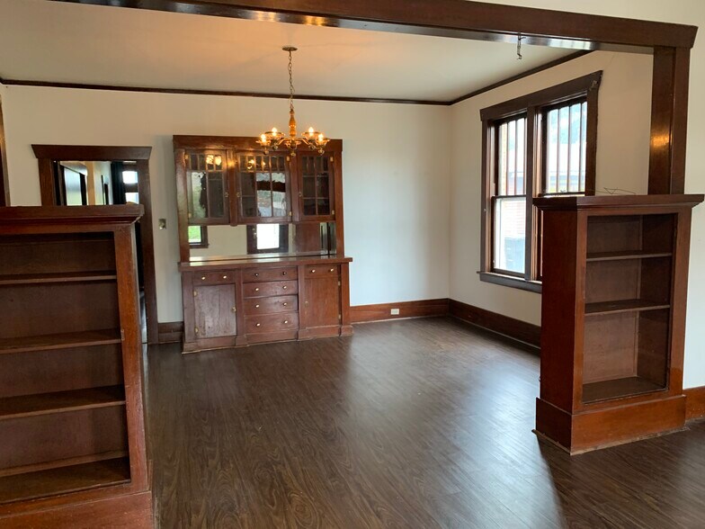 Building Photo - 315 S Excelsior Ave