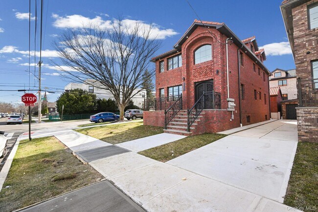 Building Photo - 38-40-40 215th St