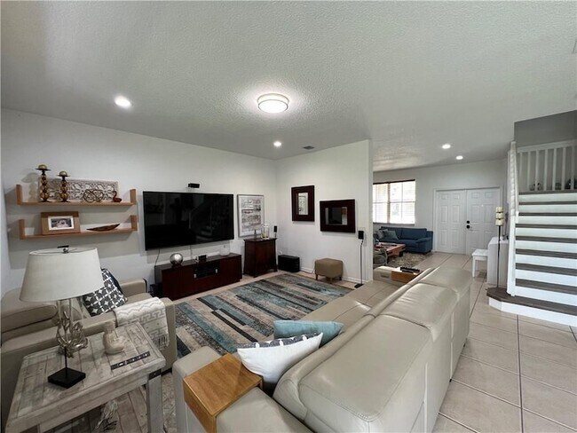 Building Photo - 1609 Sweetgum Terrace